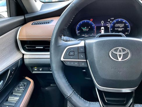 Certified 2024 Toyota Grand Highlander AWD image 24