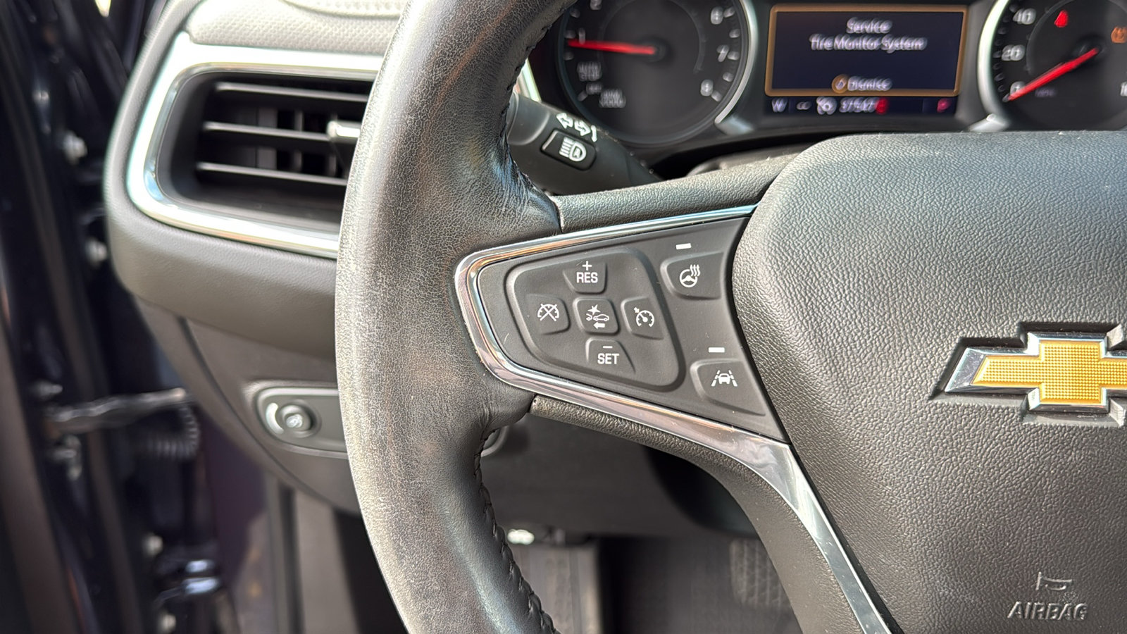 Used 2019 Chevrolet Equinox Premier AWD/4WD image 16