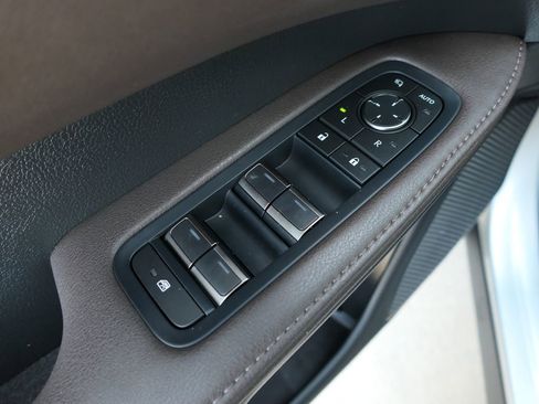 Used 2023 Lexus RX 350 AWD image 11