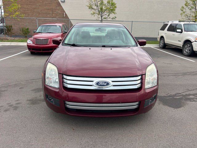 Used 2007 Ford Fusion SE FWD image 2