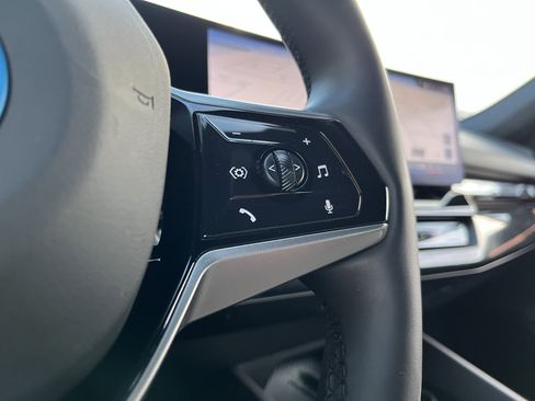 Used 2025 BMW i5 eDrive40i RWD image 23