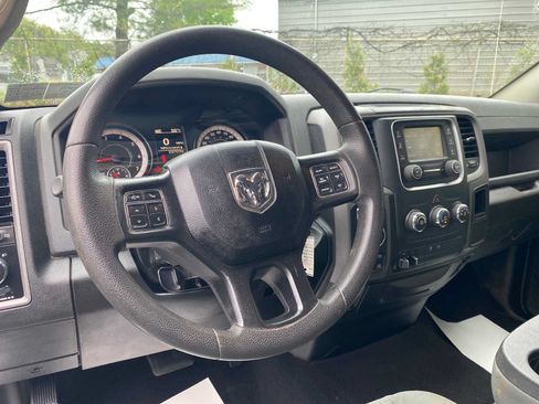 Used 2019 RAM 1500 Express w/ Express Value Package AWD/4WD image 16