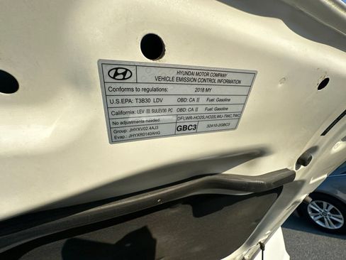 Used 2018 Hyundai Sonata SE w/ Cargo Package FWD image 37