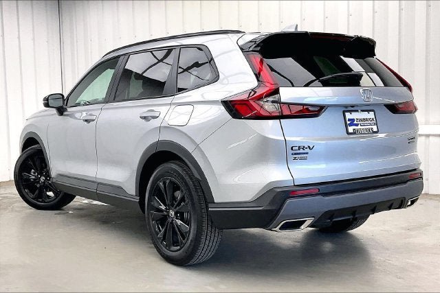Certified 2026 Honda CR-V Sport Touring image 11