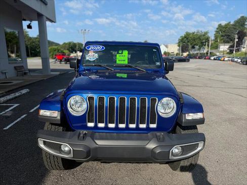 Certified 2020 Jeep Wrangler Unlimited Sahara AWD/4WD image 4