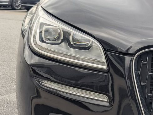 Certified 2022 Lincoln Corsair Reserve w/ Equipment Group 201A image 10