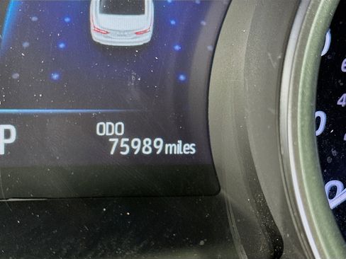 Used 2023 Toyota Camry XLE w/ Navigation Package image 19