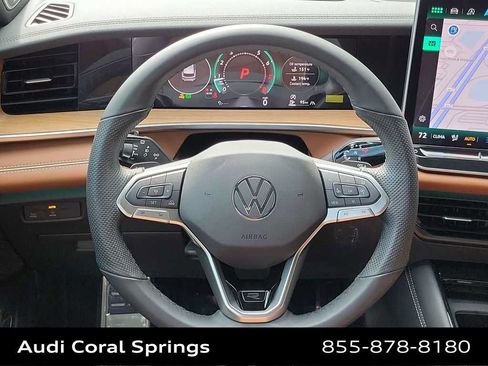 Used 2026 Volkswagen Tiguan SEL R-Line AWD/4WD image 23