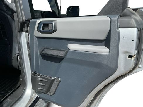 Used 2023 Ford Bronco Big Bend w/ Sasquatch Package AWD/4WD image 18