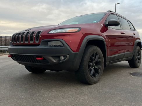 Used 2015 Jeep Cherokee Trailhawk w/ Trailer Tow Group image 18