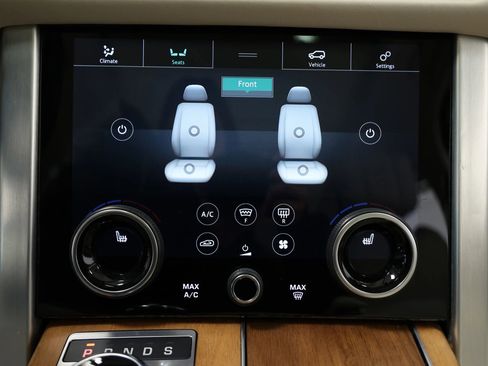 Used 2020 Land Rover Range Rover HSE image 30