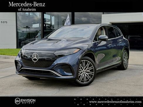 Used 2023 Mercedes-Benz EQS 580 4MATIC SUV image 1