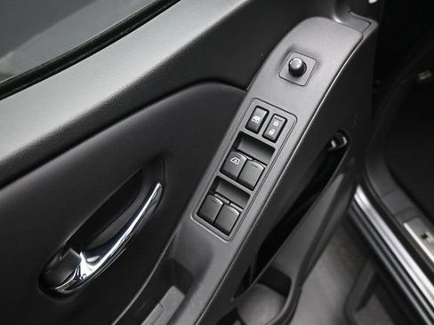 Used 2023 Nissan Frontier SV w/ Midnight Edition Package AWD/4WD image 27