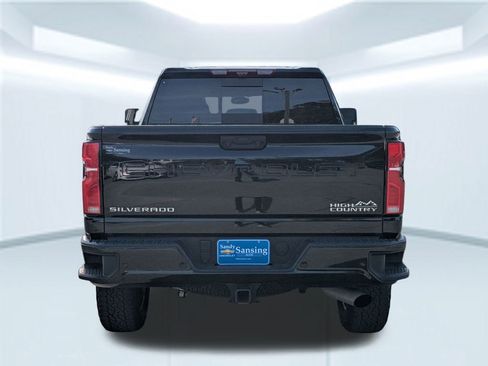Used 2025 Chevrolet Silverado 2500 High Country w/ High Country Premium Package image 5