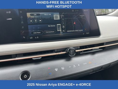 Used 2025 Nissan Ariya AWD image 10
