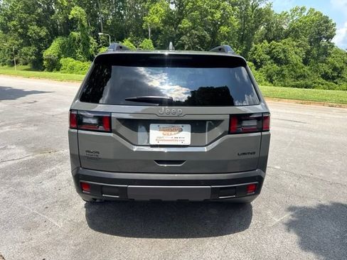 Used 2026 Jeep Cherokee Limited AWD/4WD image 6