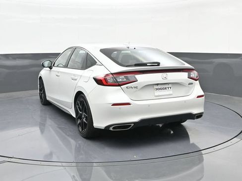 Used 2024 Honda Civic Sport Touring image 8