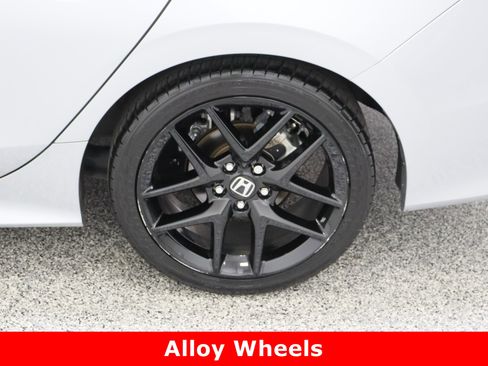 Used 2024 Honda Civic Sport image 10