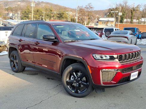 New 2026 Jeep Grand Cherokee Limited image 2