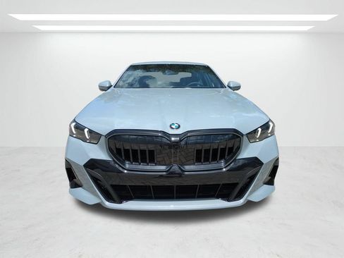 New 2027 BMW 530i w/ M Sport Package RWD image 9