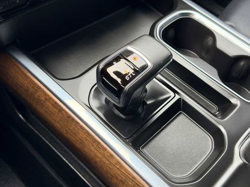 Used 2022 Chevrolet Silverado 1500 High Country image 29