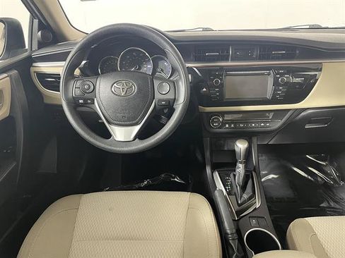Used 2016 Toyota Corolla LE FWD image 12