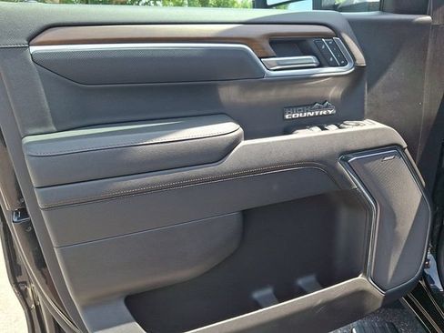 Certified 2026 Chevrolet Silverado 1500 High Country w/ High Country Premium Package AWD/4WD image 13