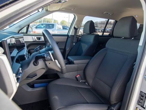 Certified 2026 Hyundai Santa Fe SE FWD image 10