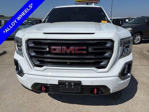 Used 2019 GMC Sierra 1500 AT4 image 2