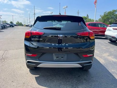 Used 2024 Buick Encore GX Preferred w/ Comfort Package AWD/4WD image 7