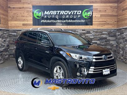 Used 2017 Toyota Highlander Limited Platinum