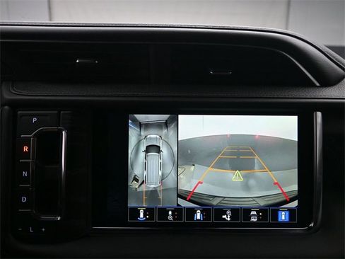 Used 2024 GMC Yukon Denali image 12