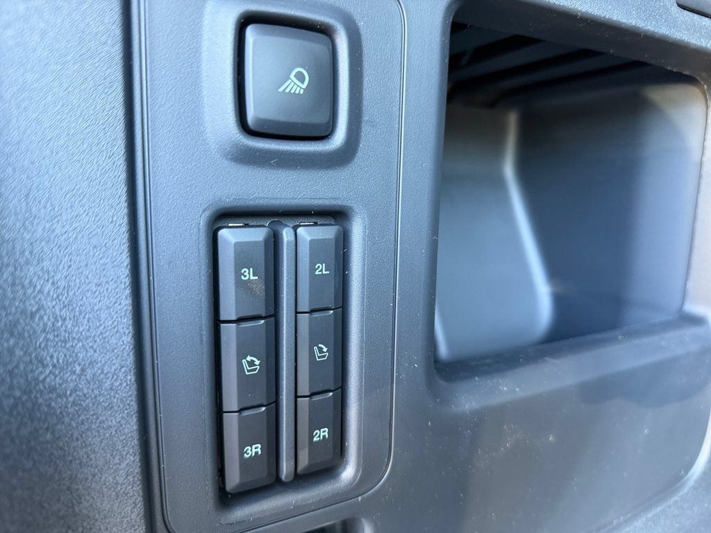 New 2026 Ford Expedition Max Platinum w/ Stealth Performance Package AWD/4WD image 22