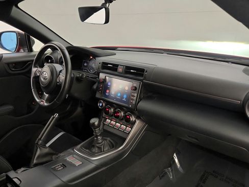 Used 2023 Toyota GR86 Premium RWD image 24