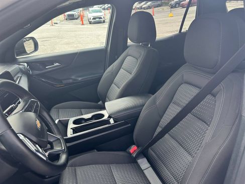 Used 2025 Chevrolet Equinox LT FWD image 31