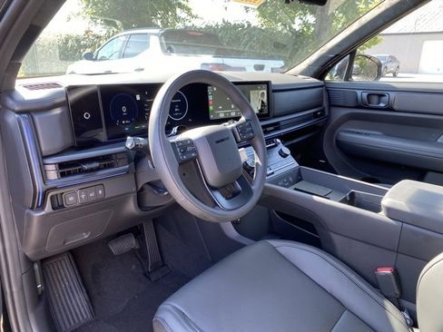 New 2026 Hyundai Santa Fe Calligraphy image 9