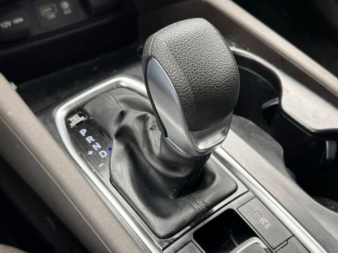 Used 2019 Hyundai Santa Fe SEL image 34