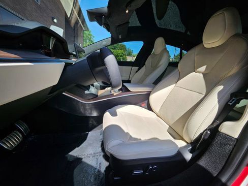 Used 2022 Tesla Model S AWD/4WD image 33