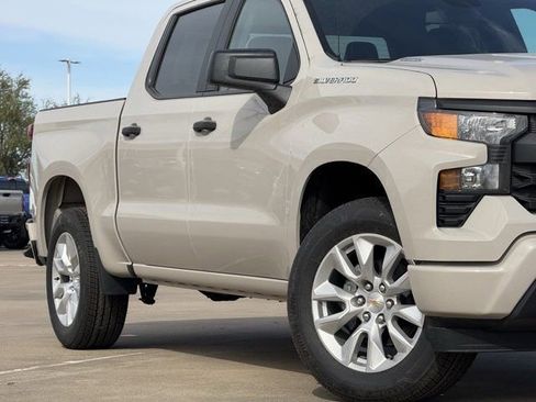 New 2026 Chevrolet Silverado 1500 Custom RWD image 3