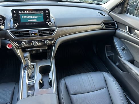 Used 2019 Honda Accord EX-L image 18