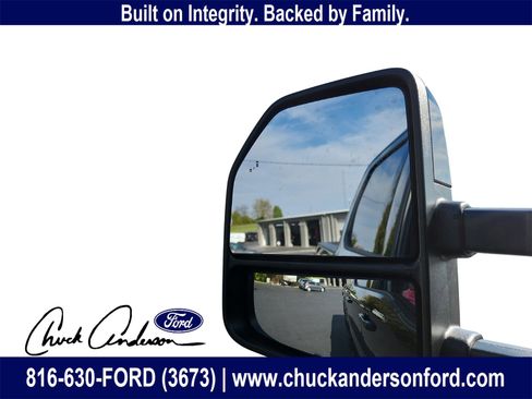 New 2026 Ford F250 Lariat w/ Black Appearance Package image 11