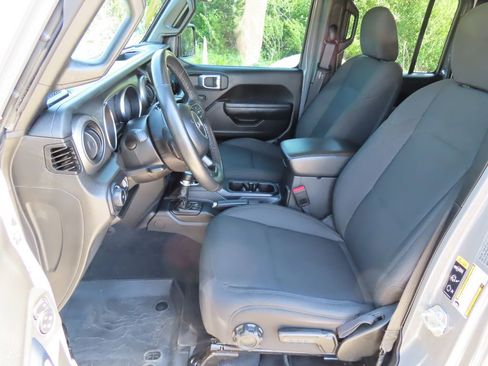 Certified 2023 Jeep Wrangler Unlimited Sport AWD/4WD image 18