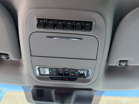 Certified 2025 Ford F350 Lariat w/ FX4 Off-Road Package AWD/4WD image 21