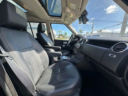 Used 2016 Land Rover LR4 HSE Silver Edition image 10