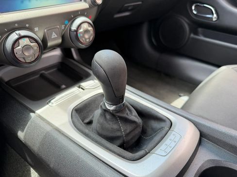 Used 2014 Chevrolet Camaro SS w/ SS Performance Package RWD image 19
