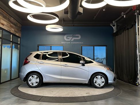 Used 2019 Honda Fit LX image 2