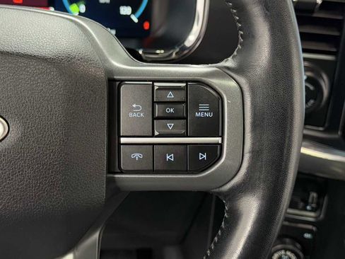 Used 2022 Ford F150 Lariat w/ Equipment Group 502A High image 19