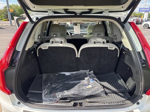 Certified 2023 Volvo XC90 B6 Plus w/ Protection Package Premier AWD/4WD image 40