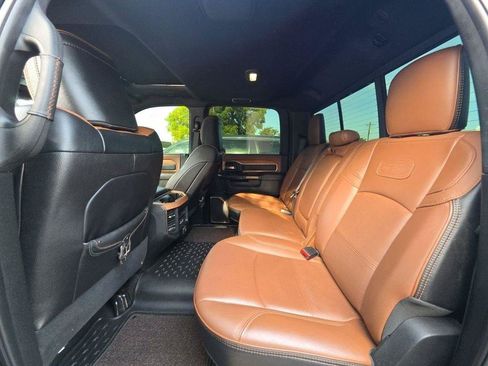 Used 2022 RAM 3500 Limited AWD/4WD image 17