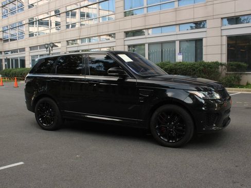 Used 2016 Land Rover Range Rover Sport SVR AWD/4WD image 2